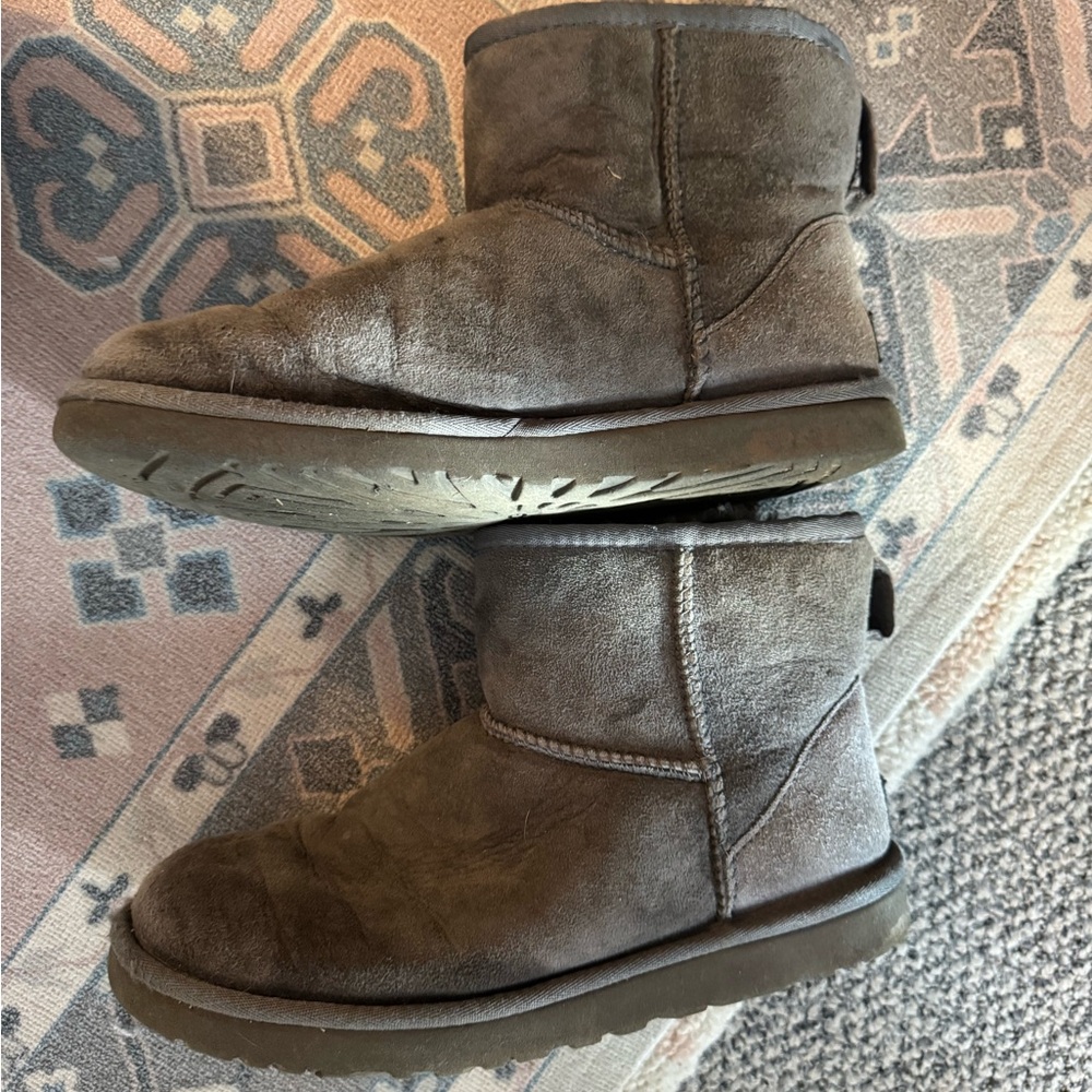 Ugg Mini Ii - image 3